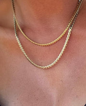 Load image into Gallery viewer, SERPENTINE Diamond Cut Chain
